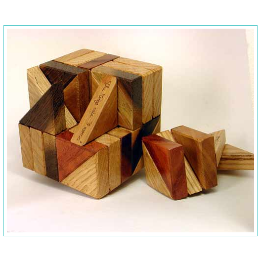 8 Arrows Cube