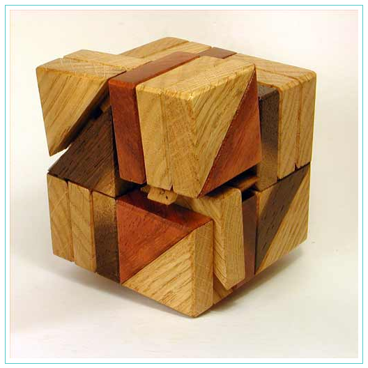 8 Arrows Cube